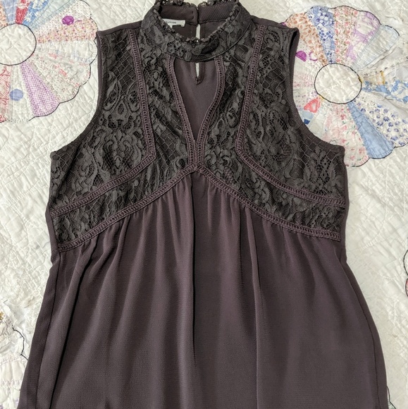 Maurices Tops - Maurices Romantic Style Gray Top